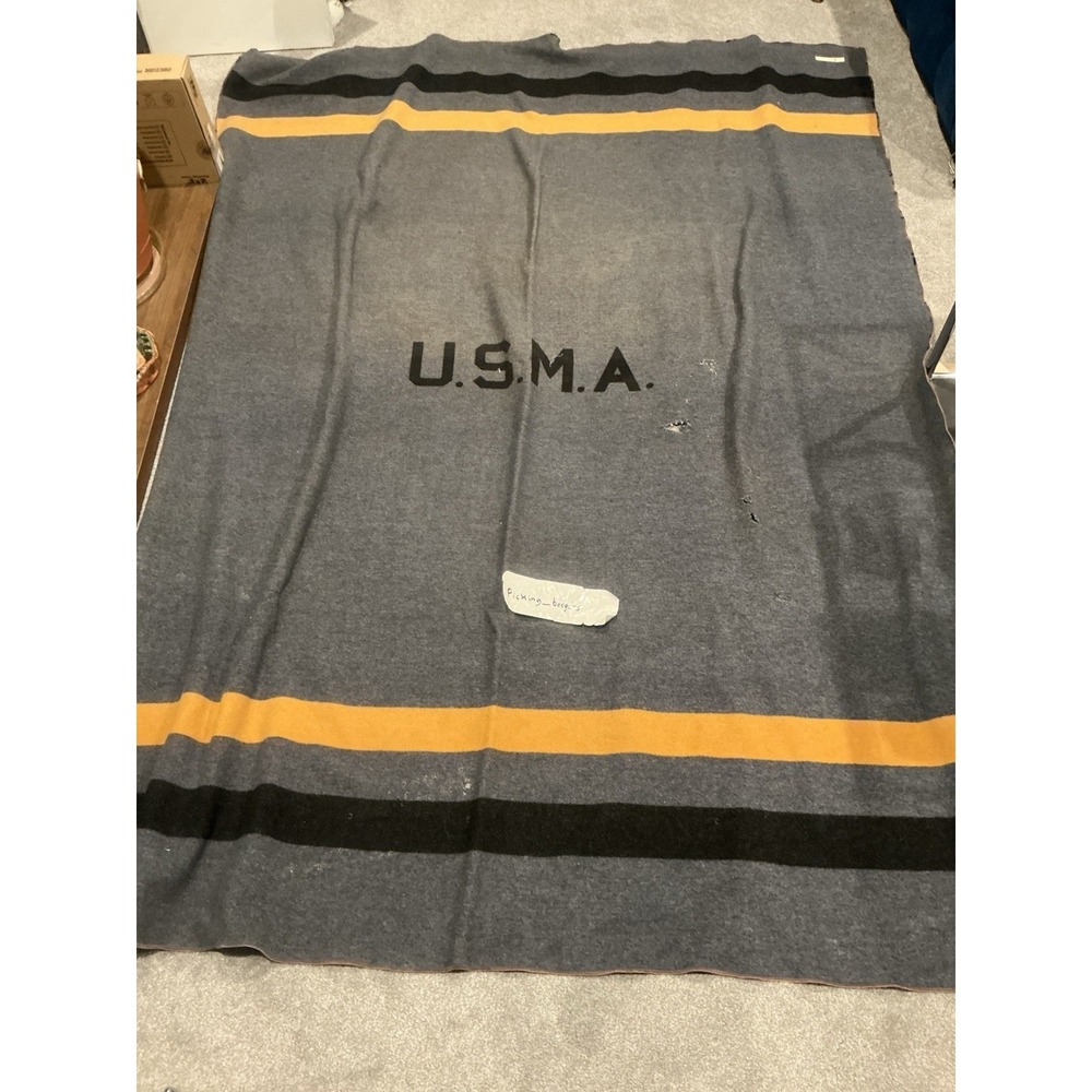 ORIGINAL 1940s USMA WEST POINT ISSUE BLACK, GREY & GOLD WOOL BLANKET